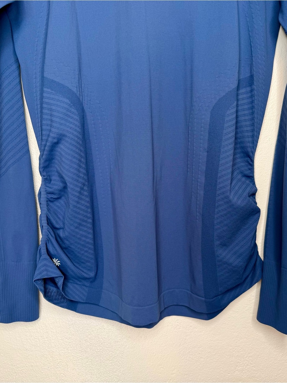 Athleta Speedlight Seamless Long Sleeve Top Blue Women's Size XL Med-Hi Impact - Picture 4 of 16